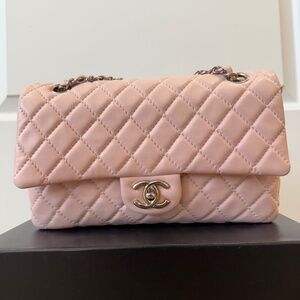 Chanel pink lamskin double flap